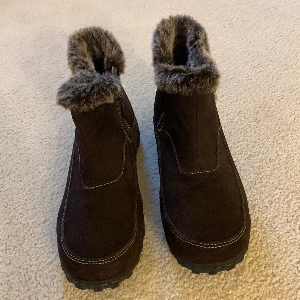 Brown winter ankle boots